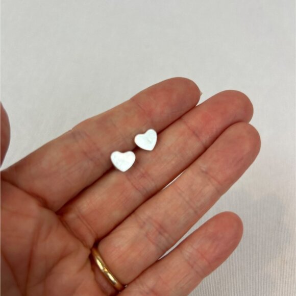 Tiny Minimalist Heart Shape Silver Tone Stud Earrings - Picture 1 of 5